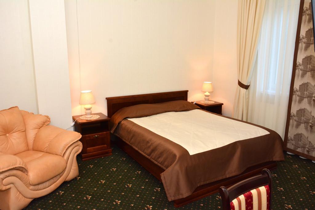 Atrium Hotel Iwano-Frankiwsk Zimmer foto
