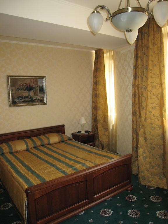 Atrium Hotel Iwano-Frankiwsk Zimmer foto
